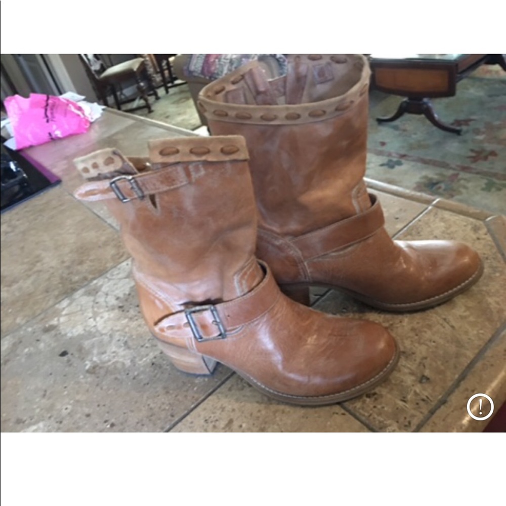 Cordani stacked Heel Boots Size 8